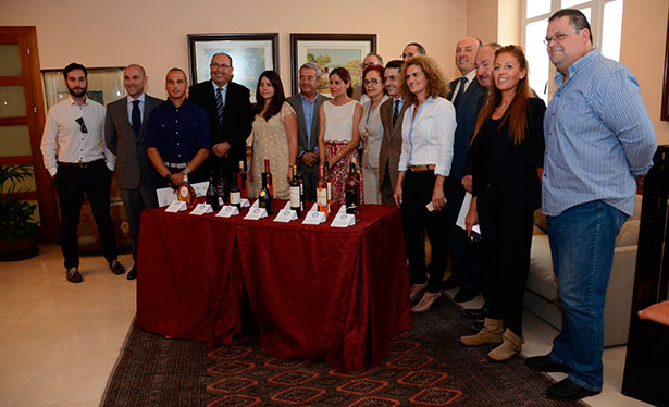 Foto de familia de los ganadores del Concurso de Vinos del Atlántico