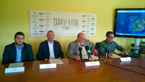 José María Fonseca Moretón, presidente del Grupo Terras Gauda; Enrique Costas, director general; y Emilio Rodríguez Canas, director técnico de Bodegas Terras Gauda