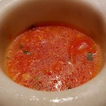 Mortero de tomate cherry ecológico ya terminado en sala | Foto: J.L.C.
