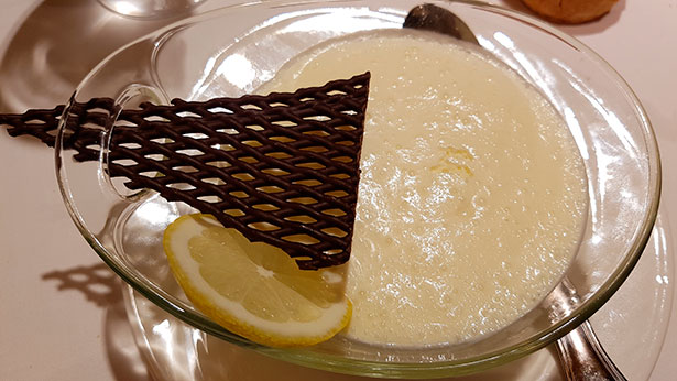 Mousse de limón | Foto: J.L.C.