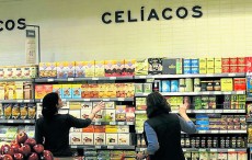 En los supermercados ya hay lineales específicos para los celíacos