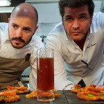 Víctor Suárez y David Reartes, mano a mano en la cocina | Foto: J.L.C.
