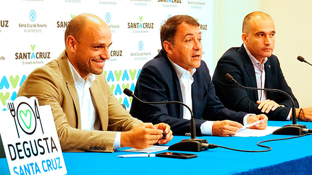 De izquierda a derecha, Alfonso Cabello, José Manuel Bermúdez y Cosme Cabrera