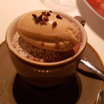 Crema de café con la mousse de chocolate | Foto: J. L. Conde