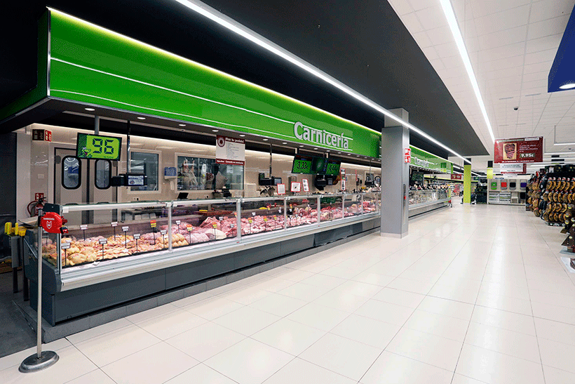 Interior de un supermercado de Hiperdino