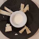 Cata vertical de quesos de una misma leche y yogur | Foto: José L. Conde