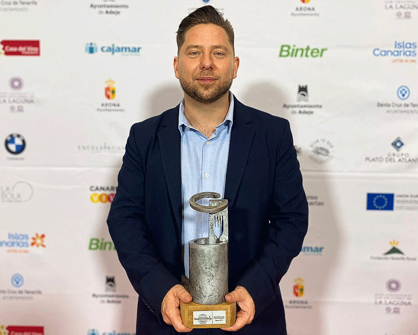 Schattenhofer con el premio al Mejor Restaurante #Consume Canario en los XXXVII Premios Nacionales de Gastronomía de DIARIO DE AVISOS